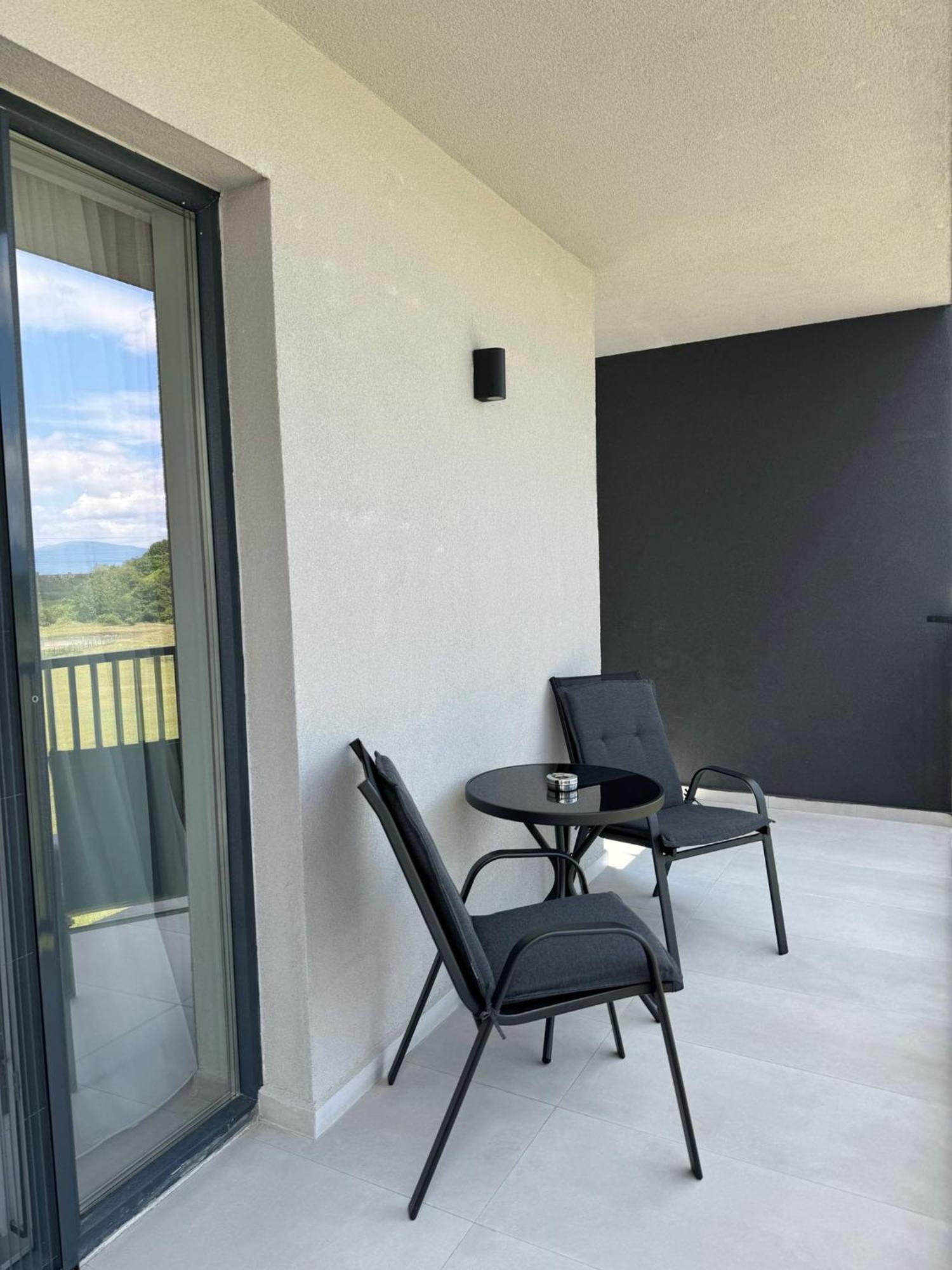 Palladium Apartament Brasov Exterior photo